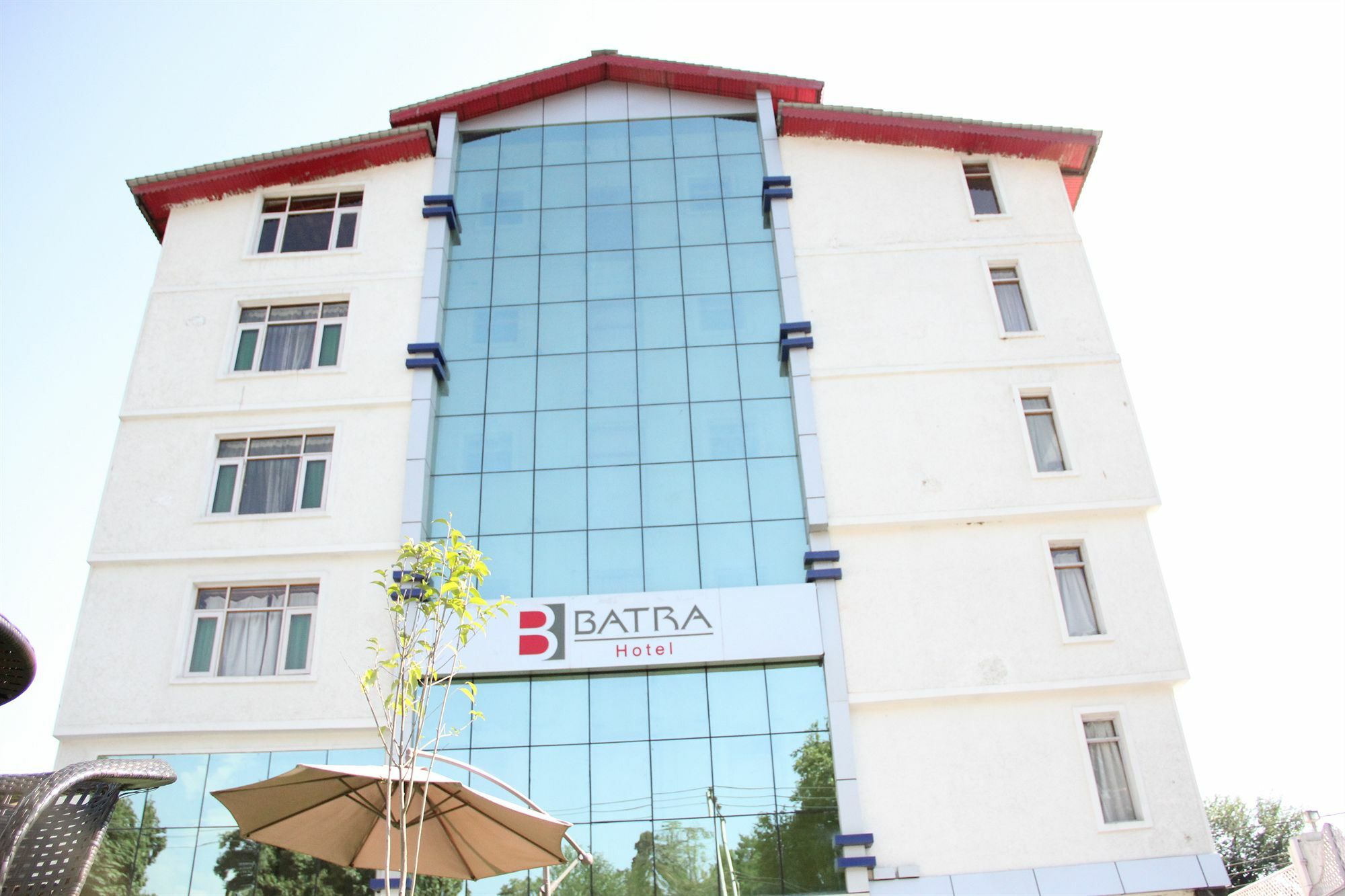 Batra Hotels And Residences ศรีนาการ์ ภายนอก รูปภาพ